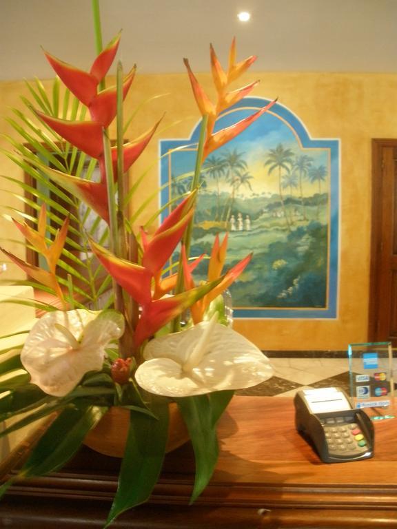 La Plantation &